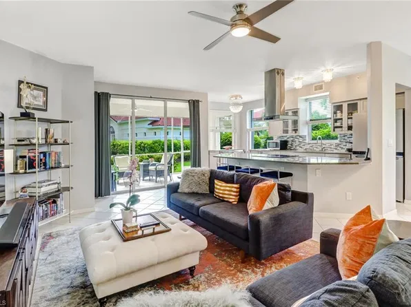 680 Lalique CIR #1204, NAPLES, FL 34119