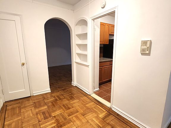4th image of 4129 41st St APT 3D