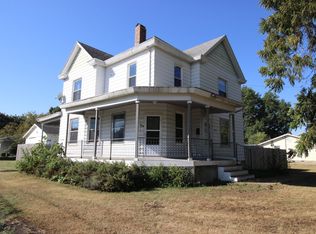 298 N Adams St, El Paso, IL