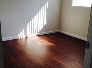 140 Nisson Rd APT 5, Tustin, CA 92780