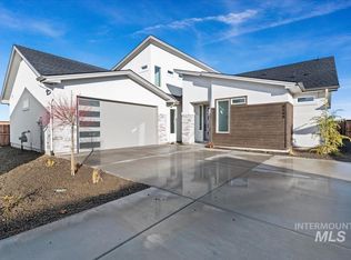 8448 W Meltwater Ln, Eagle, ID 83616