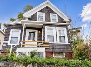 5 Acorn St, Lynn, MA 01902