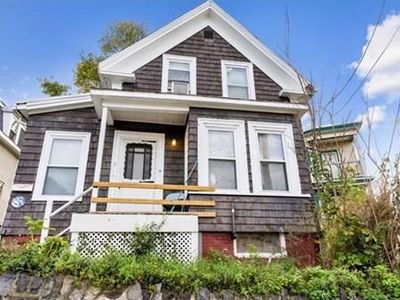 5 Acorn St, Lynn, MA, 01902