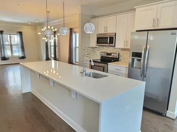 2179 Half Moon Pl NE, Washington, DC 20018