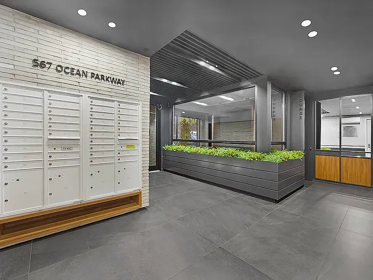 567 Ocean Pkwy #6D — Photo 17