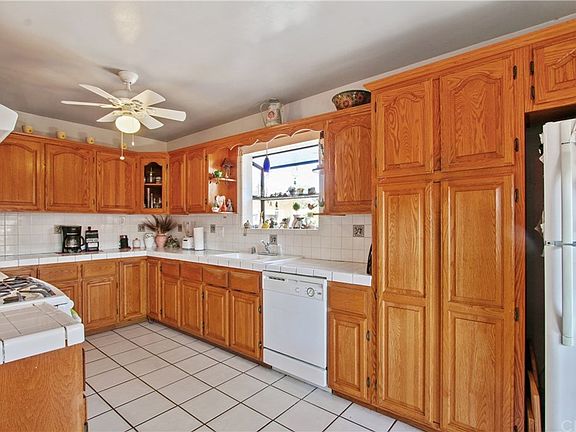 4th image of 1527 Loranne Ave