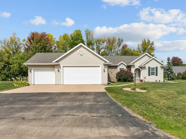 W6074 Paige Way, Appleton, WI 54915