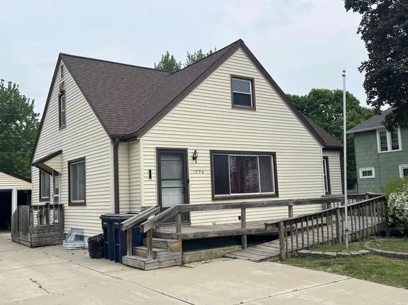 1326 Barham Avenue, Janesville, WI 53548