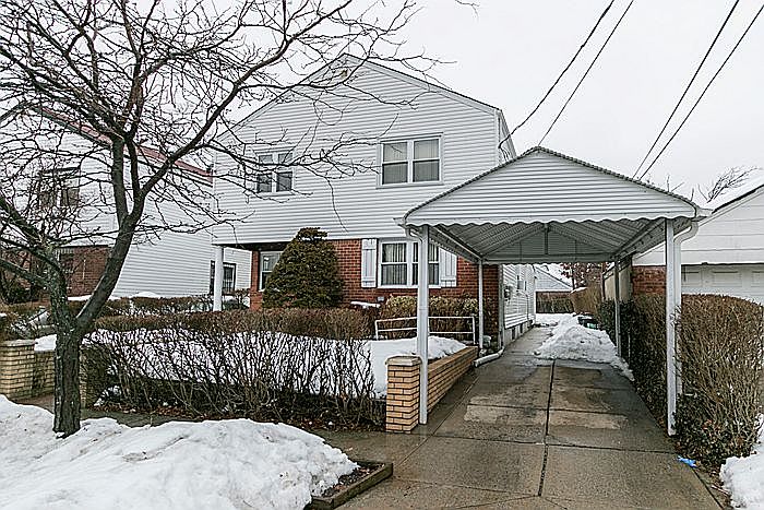 1st image of 225-35 109th Ave