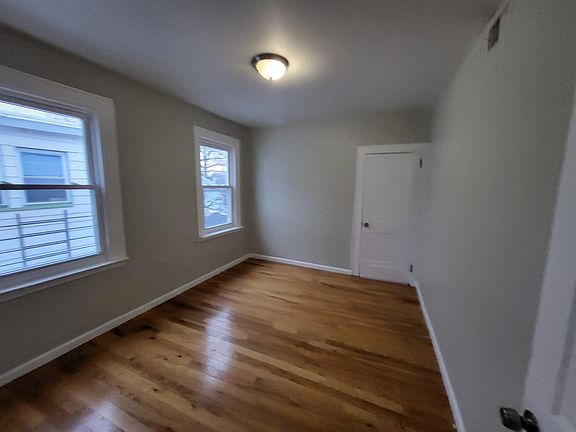 3rd image of 170 Stuyvesant Ave #2