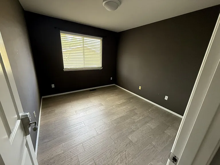 Guest Bedroom 3