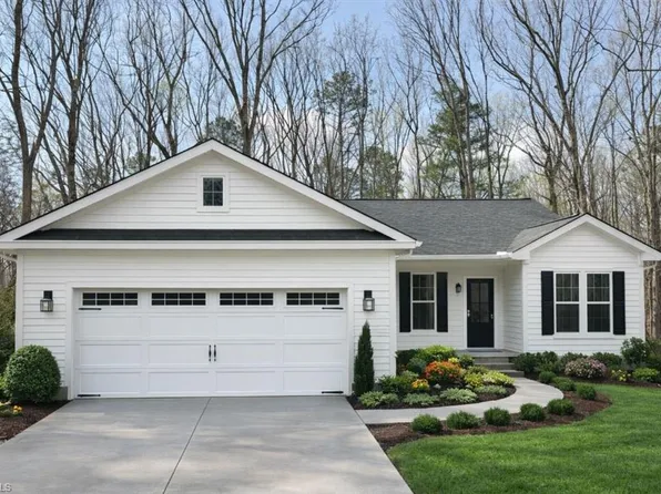 348 Woodland Dr, Elkin, NC 28621