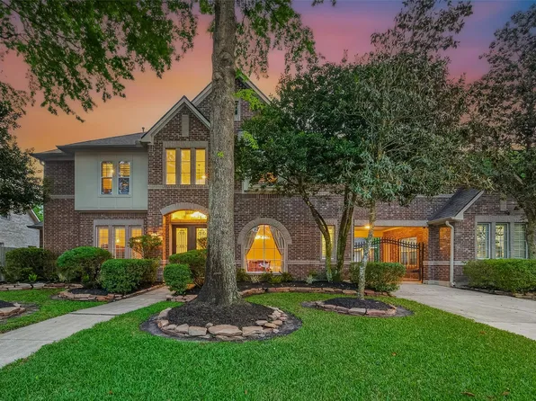 14327 Norhill Pointe Dr, Houston, TX 77044