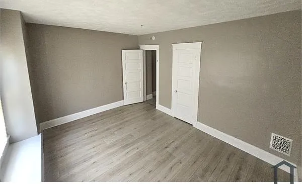 10317 Somerset Ave #RIGHT — Photo 22