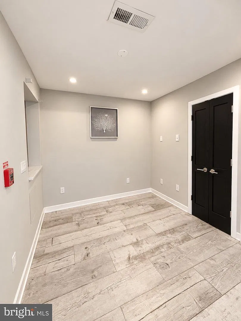 2 bed, 2.5 bath, 1000 sqft, $2,450 — Photo 1