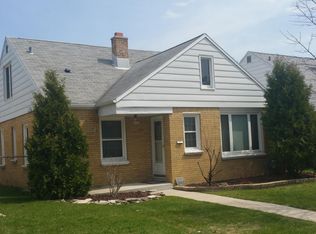 3224 N 80th St, Milwaukee, WI 53222
