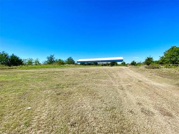 5th image of 2160 County Road 2950