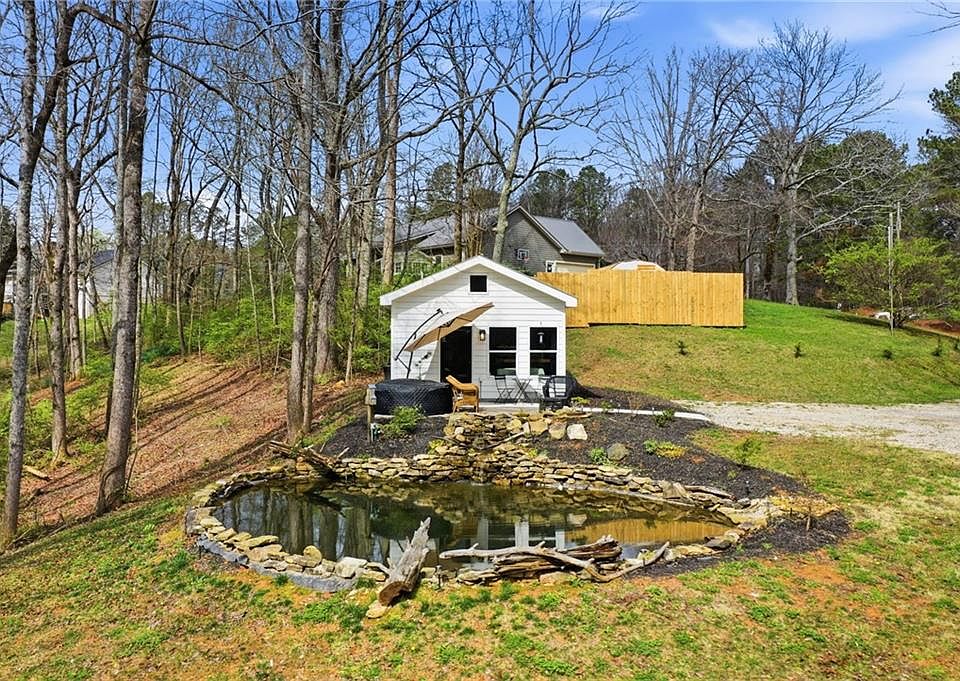 1st image of 710 Lumber Company Rd