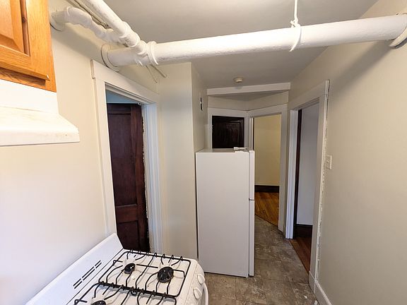 4th image of 155 Summer St