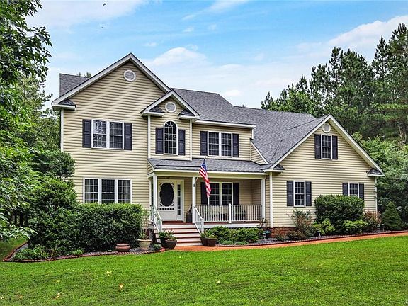 2nd image of 2561 Pineacre Ter