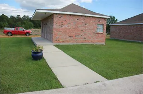 43478 Barry Ct — Photo 5