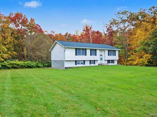 122 Pudding Street, Putnam Valley, NY 10579