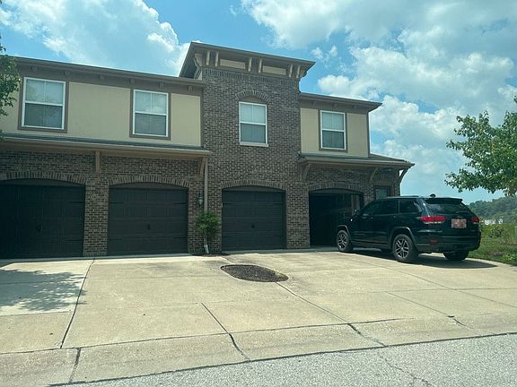 3rd image of 2239 Rolling Hills Dr