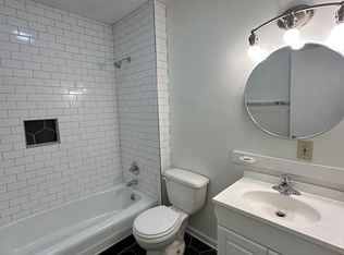121 Kent St APT 2, Black Mountain, NC 28711