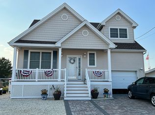 16 Ruth Ann Dr, Manahawkin, NJ 08050