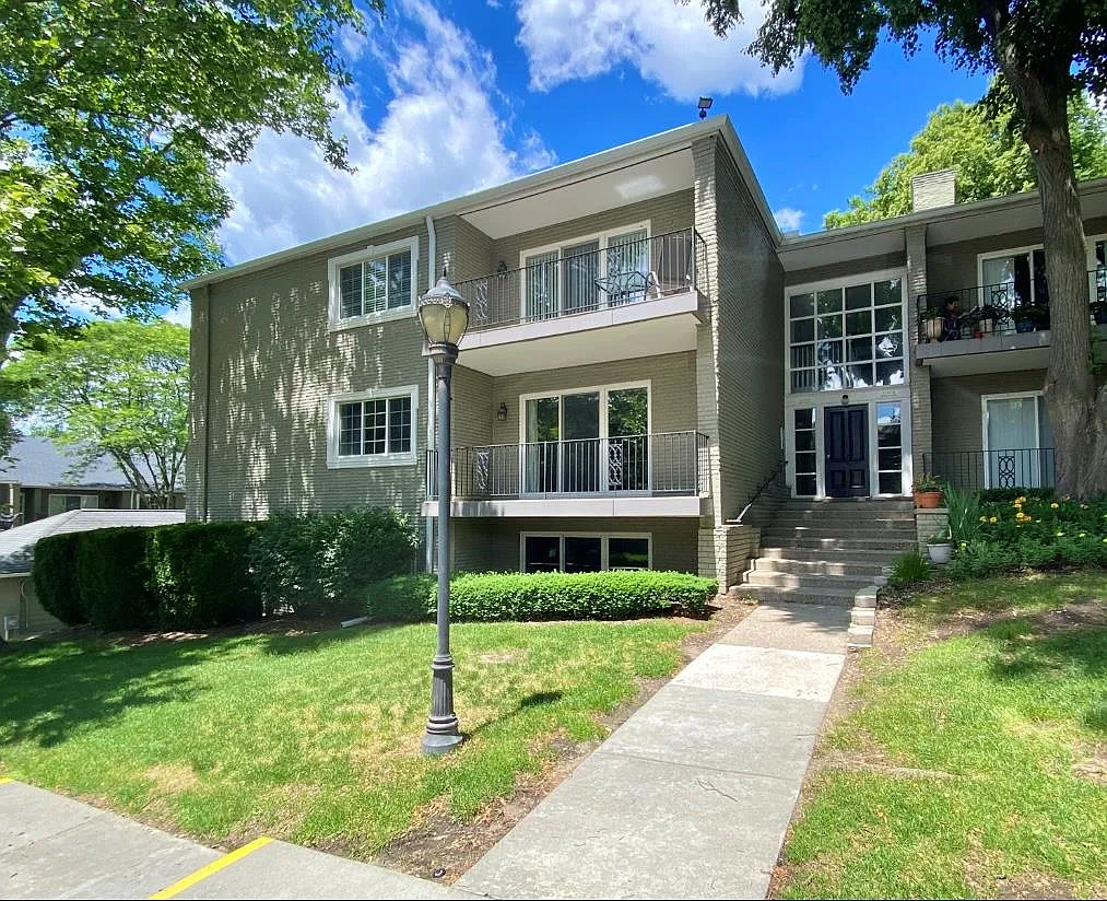 2 bed, 2.0 bath, 1210 sqft, $2,800 — Photo 2