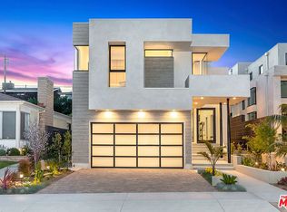 7735 W 82nd St, Playa Del Rey, CA 90293