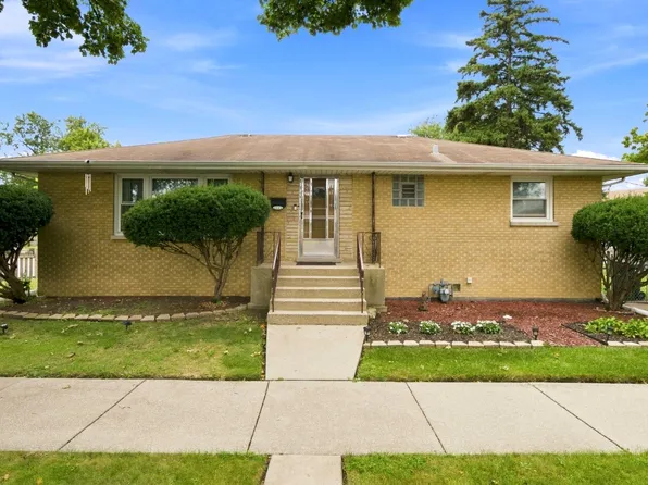 3801 Saint Charles Rd, Bellwood, IL 60104