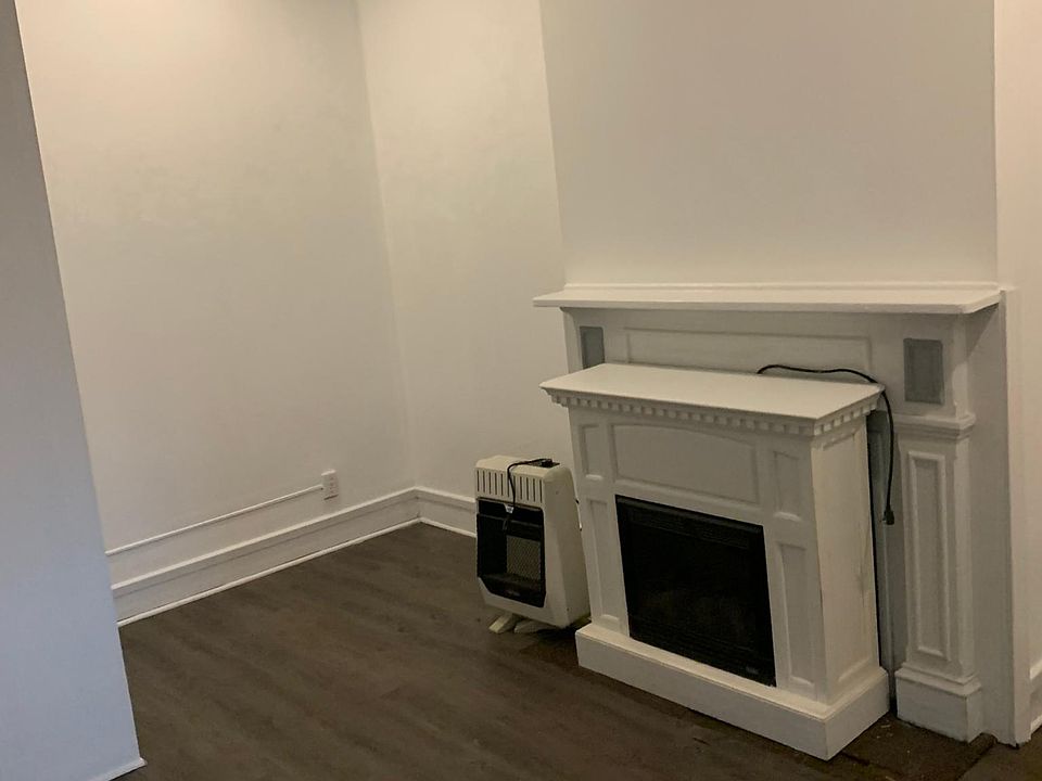 1st image of 125 S Market St APT B