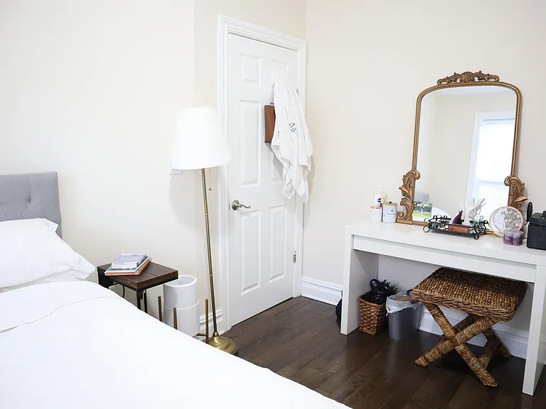 408 Woodlawn Ave #1 — Photo 10