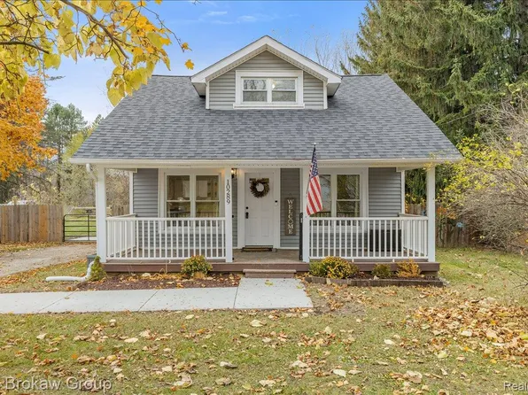 10289 N State Rd, Otisville, MI 48463