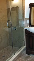 Rented by Robin D Plummer, LREB