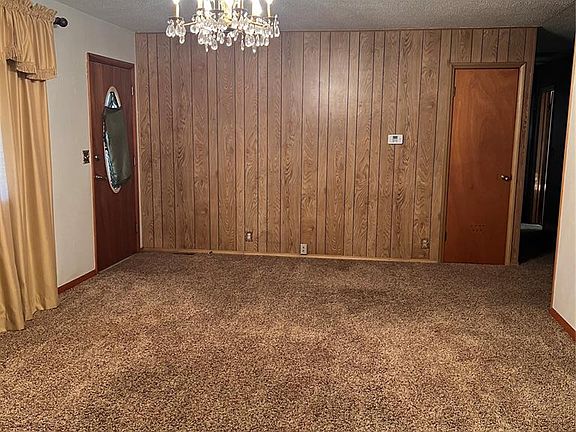 4th image of 602 Sheridan Ave