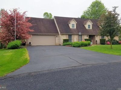 11800 Orchard Ln, Waynesboro, PA, 17268