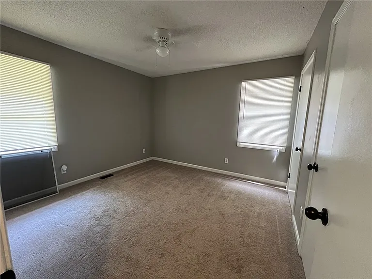 107B Sycamore Ln — Photo 5