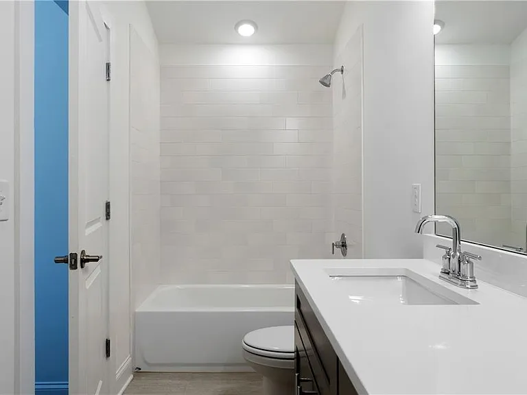 308 Chardonnay Way — Photo 42