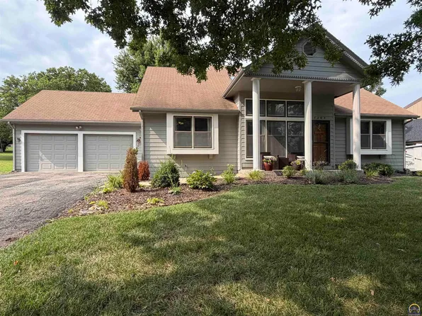 7204 SW 33rd St, Topeka, KS 66614