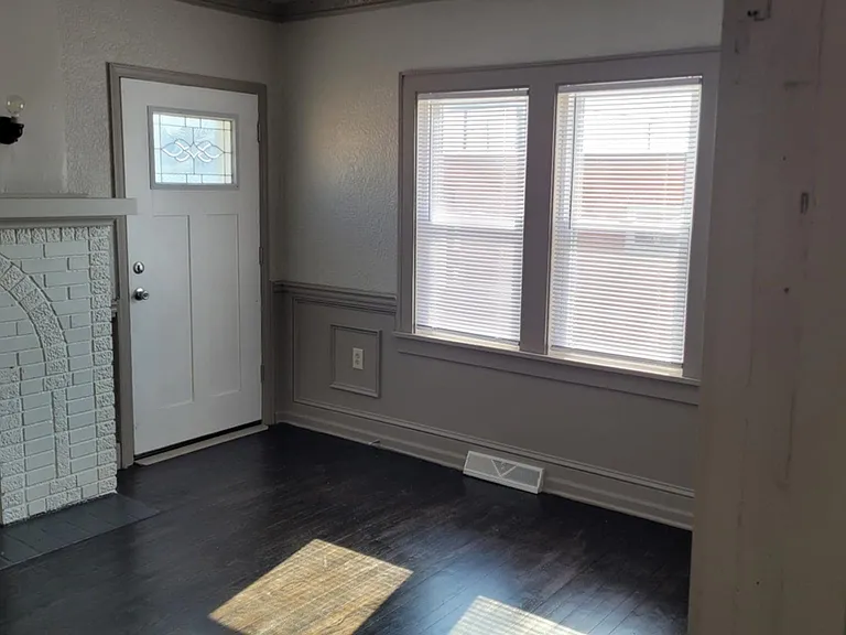 2400 Lathrop Ave #W — Photo 5