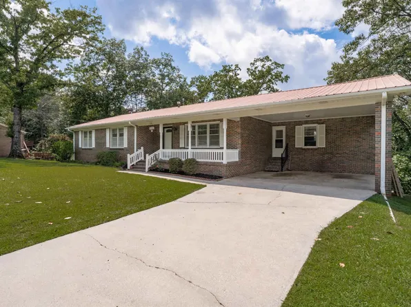 739 Navajo Trl, Alabaster, AL 35007