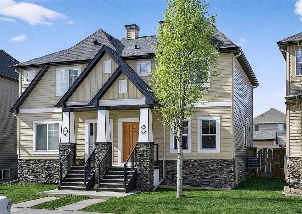 1st image of 257 E Skyview Ranch Dr NE