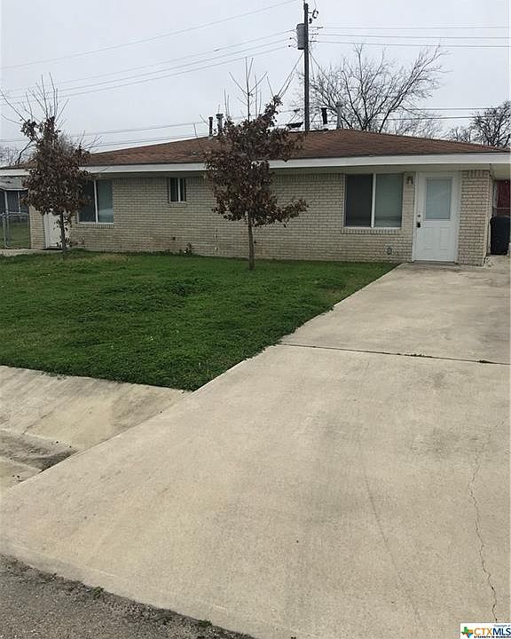 1st image of 210 Ronald Dr