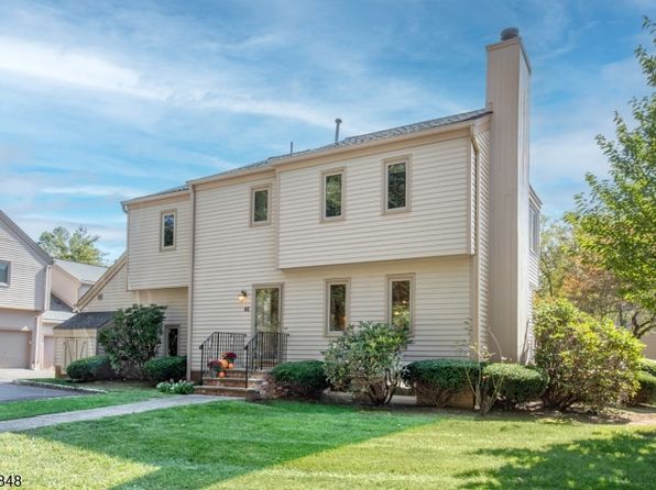 8 E Somerset Hills Ct #E