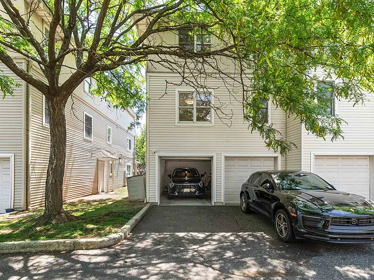 39B Hamilton Ave — Photo 31