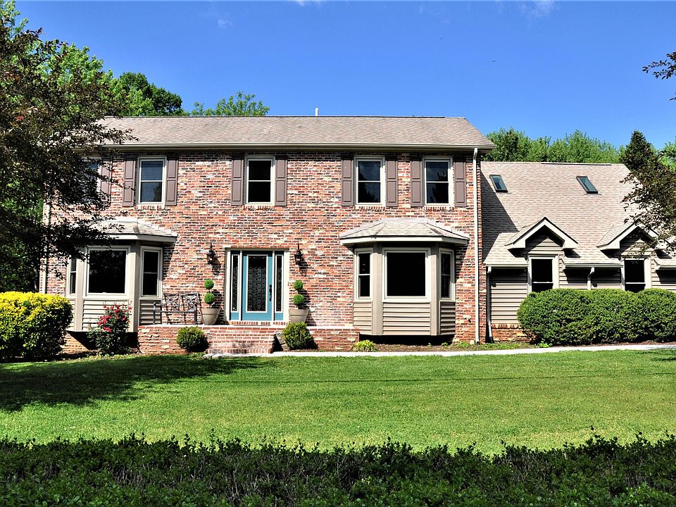 1st image of 109 Jamestowne Blvd