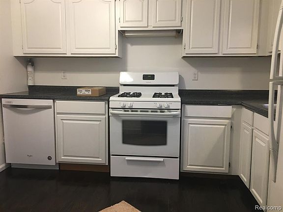 4th image of 58715 Stevens St