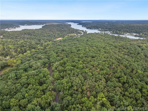 Santa Fe Trl, Gravois Mills, MO 65037